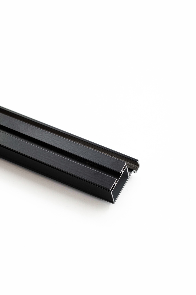 PROFIL GOLA VERTICAL 3M TIP L NEGRU